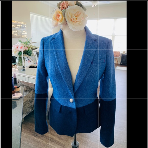 Banana Republic Jackets & Blazers - Banana Republic Blazer ✨